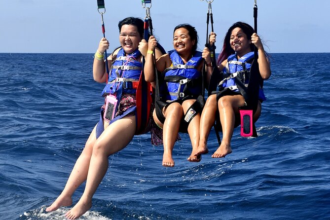Parasailing in Waikiki from Oahu Hawaii - Price and value: what $35 actually turns into