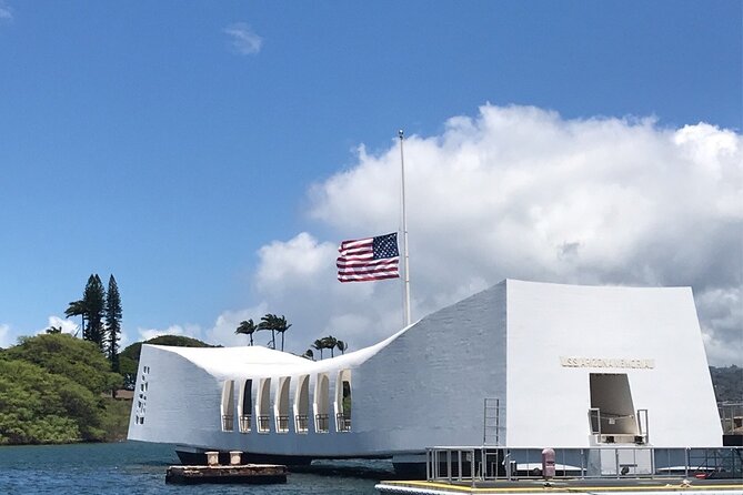 Pearl Harbor [Early Access], USS Arizona & Historic Honolulu Tour - Entering The Day Right: why 6:30 AM matters