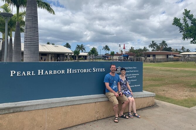 Pearl Harbor [Early Access], USS Arizona & Historic Honolulu Tour - Pearl Harbor National Memorial: a guided setup, then you’re on your own