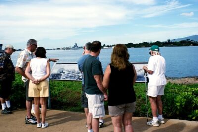 Pearl Harbor Self-Guided Multimedia and Virtual Reality Tours - Stop 1: Pearl Harbor National Memorial Points You Can Control