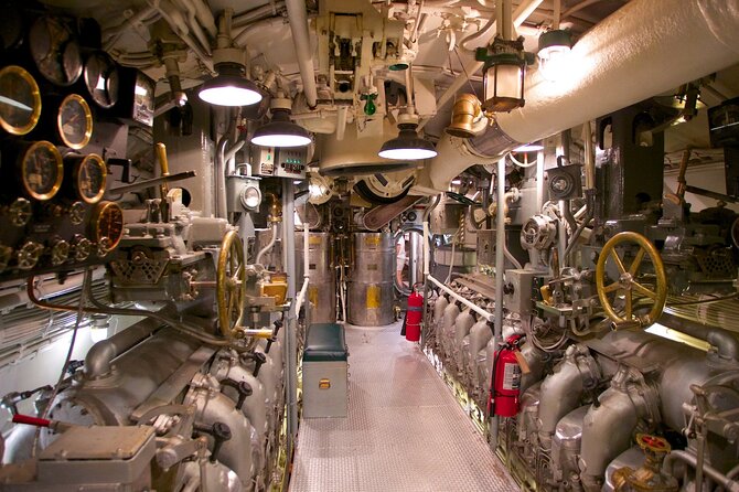 Pearl Harbor USS Arizona & Bowfin Submarine - USS Arizona Memorial: What You’ll Experience (and Why It Matters)