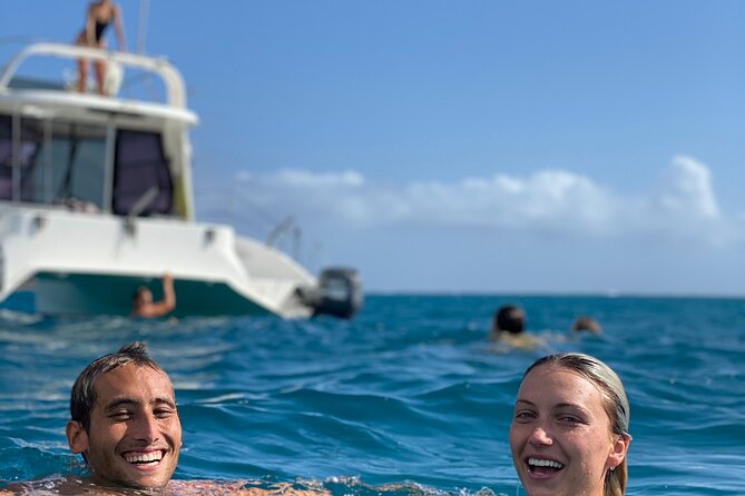 Private Catamaran Cruise and Snorkeling Tour in Honolulu - Why a private catamaran makes Waikiki feel calmer