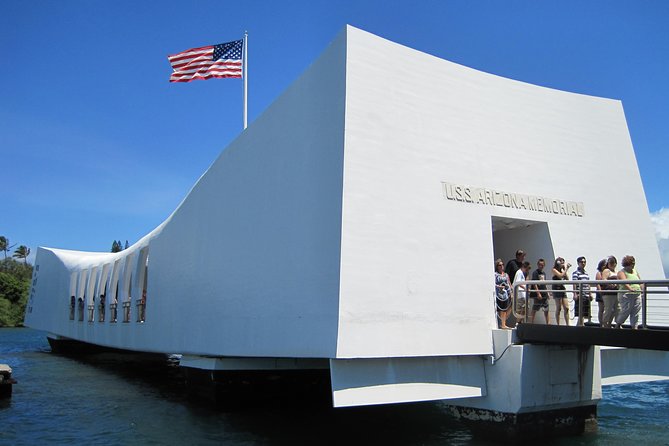 Private Pearl Harbor and Honolulu City Tour - Guaranteed USS Arizona access: what it means for your day
