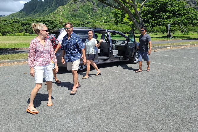 Skip the Crowds: Secret Oahu Half Circle Tour with a Local - Makapuʻu Point and the east-coast photo run