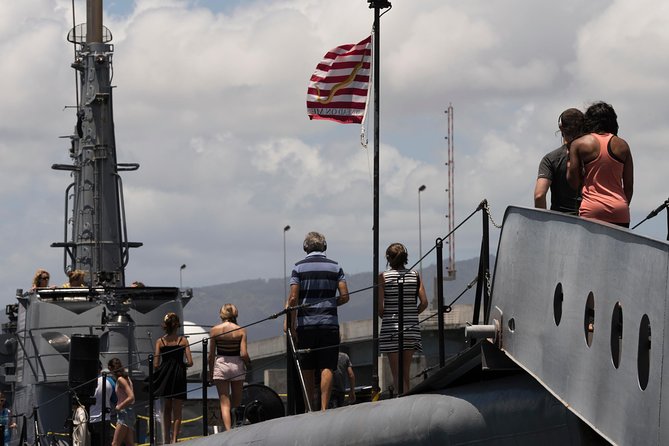 The Best of Pearl Harbor Full Day Tour - Waikiki to Ford Island: what “pickup included” means in practice