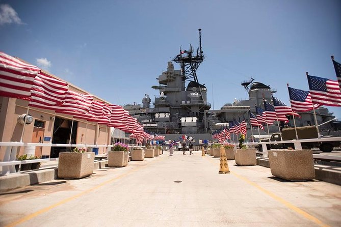 The Best of Pearl Harbor Full Day Tour - National Cemetery of the Pacific: a reflective drive that still feels structured