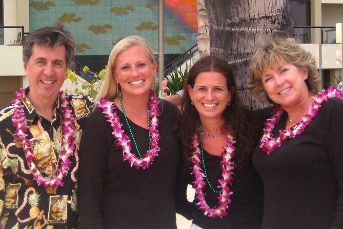 Traditional Airport Lei Greeting on Honolulu Oahu - Price and Value: $40.84 for 15 Minutes (Why It Can Be Worth It)