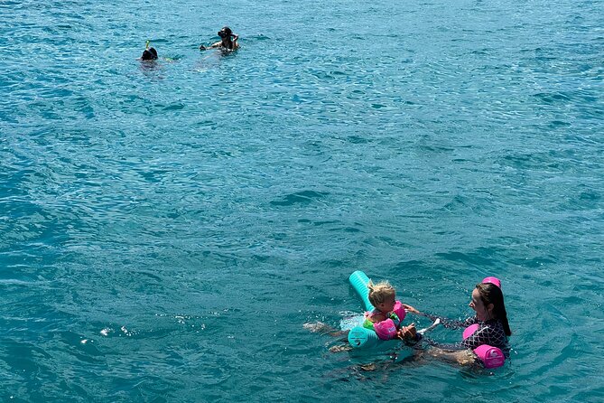 Turtle Canyon Snorkel Adventure in Waikiki, Oahu - Floating platforms after snorkeling: the underrated part