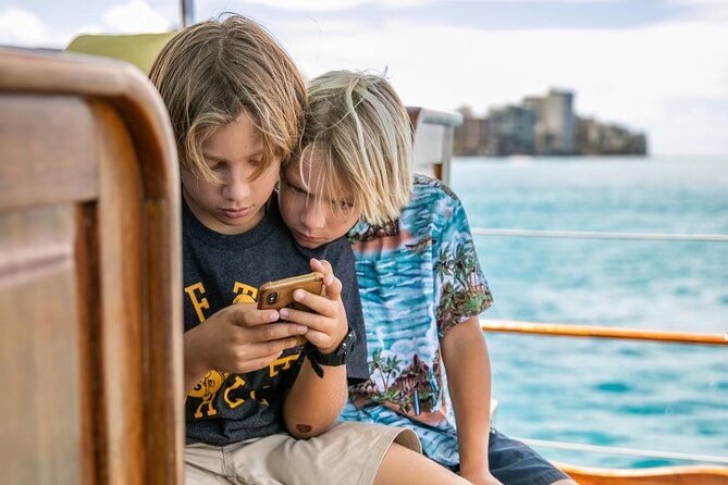 Vida Mia Morning Coffee Cruise - Kona coffee and a full breakfast buffet in 90 minutes