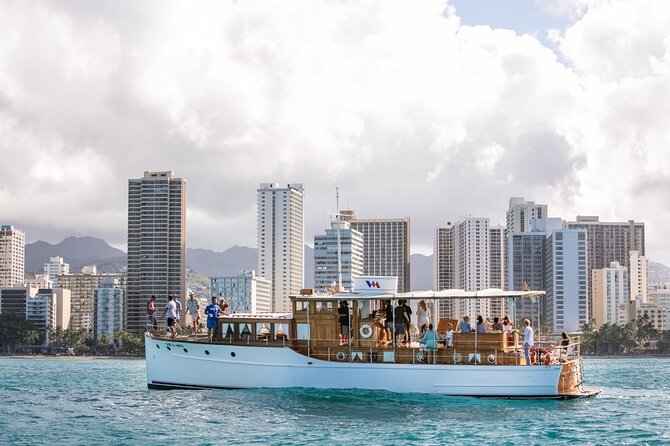Vida Mia Morning Coffee Cruise - Touring the historic wooden yacht without feeling rushed
