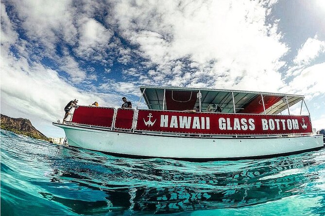 Waikiki Beach Glass Bottom Boat Cruise - The Haleiwa Queen and the Glass-Port Reality Check