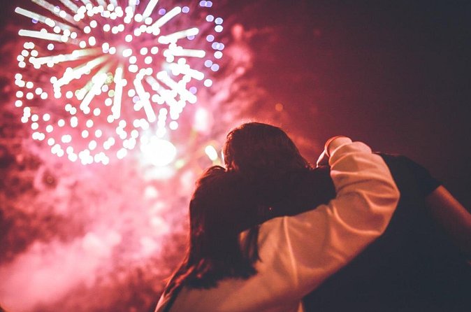 Waikiki Friday Fireworks Cruise Including Transportation - Fireworks Over Waikiki: What You Can Expect (and What to Plan For)