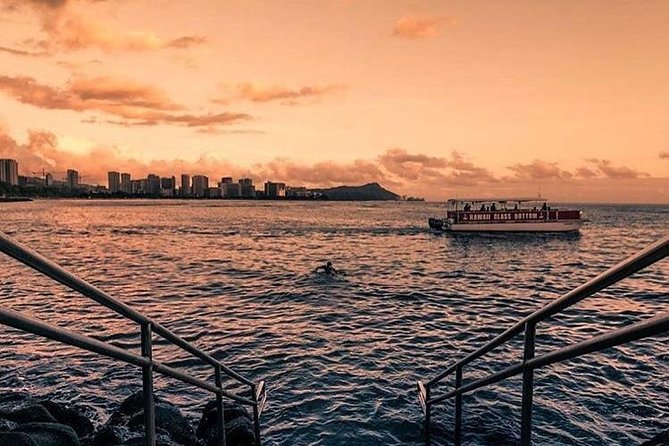 Waikiki Glass Bottom Boat Sunset Cruise - Waikiki Beach to Diamond Head: the skyline view you can’t fake