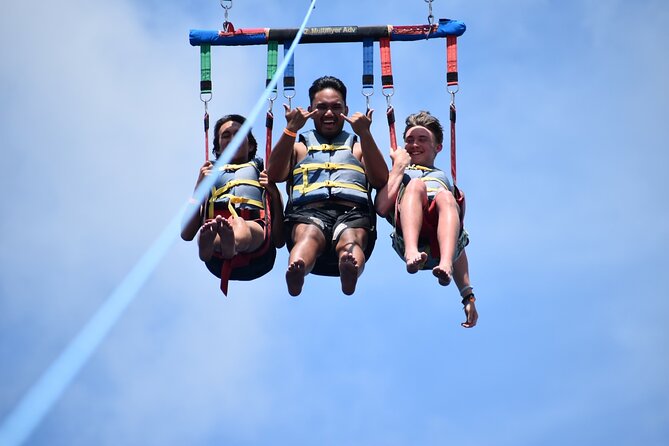 Waikiki: Parasailing in Hawaii - Safety Setup and the Crew Style You’ll Notice Immediately