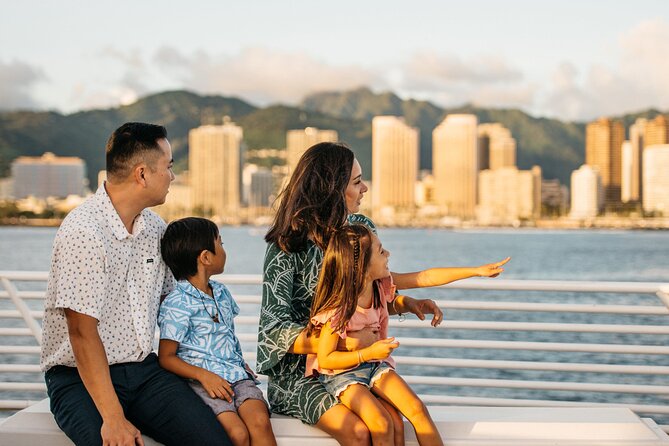 Waikiki Sunset Cocktail Cruise aboard the Majestic by Atlantis - The Bar Deal: Welcome Drink, Full-Service Cocktails, and Snack Reality