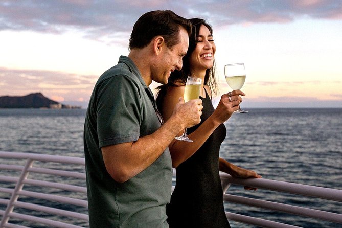 Waikiki Sunset Cocktail Cruise aboard the Majestic by Atlantis - Who This Yacht Cruise Really Fits