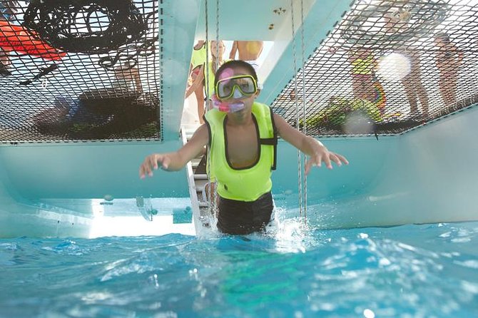 West Oahu Dolphin Watch and Snorkel Sail with Lunch - Who should book this tour