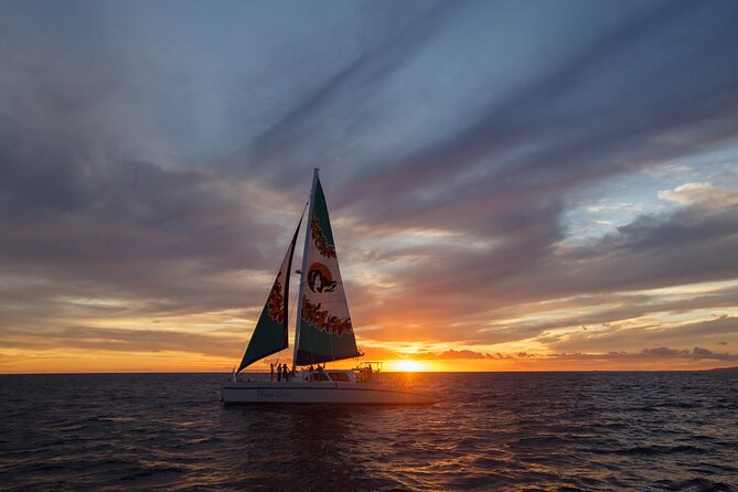 West Oahu Sunset Cocktail Cruise with Appetizers - Getting aboard Honi Olani: catamaran comfort and what to expect on deck