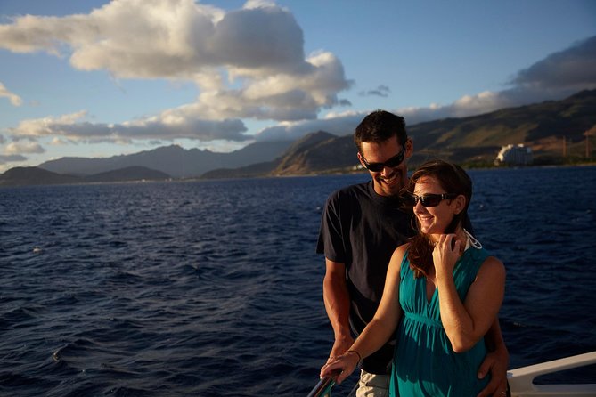 West Oahu Sunset Cocktail Cruise with Appetizers - The sail past Makaha Valley: the main event before the sun drops